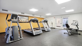holiday inn express williamsburg north by ihg