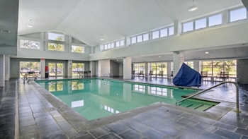 holiday inn express williamsburg north by ihg