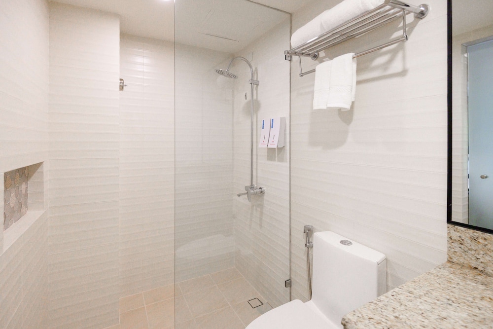 surestay plus by best western cebu city