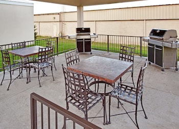 candlewood suites williston by ihg