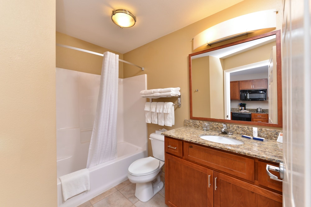 candlewood suites williston by ihg