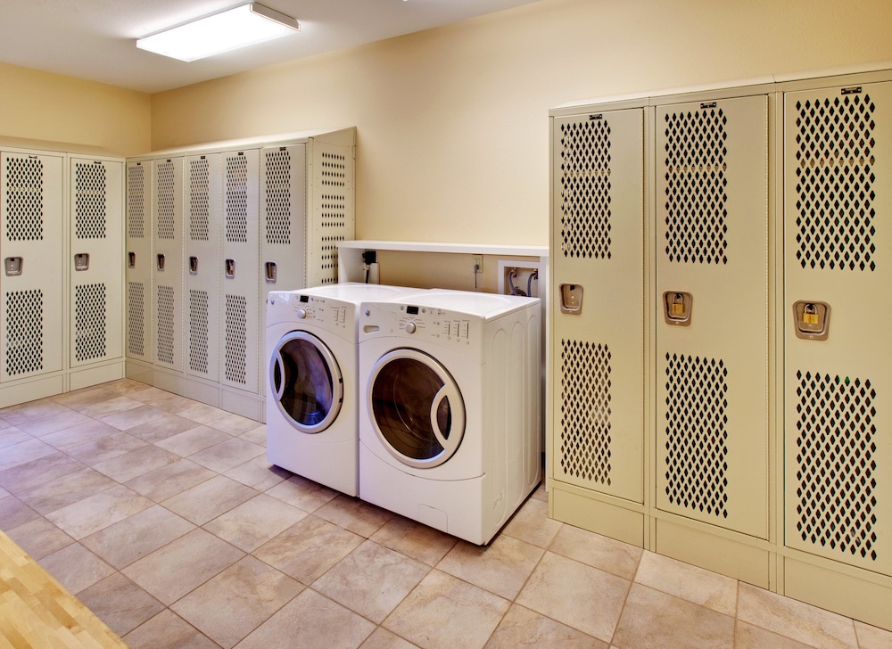 candlewood suites williston by ihg