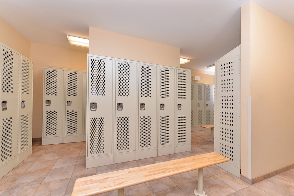 candlewood suites williston by ihg