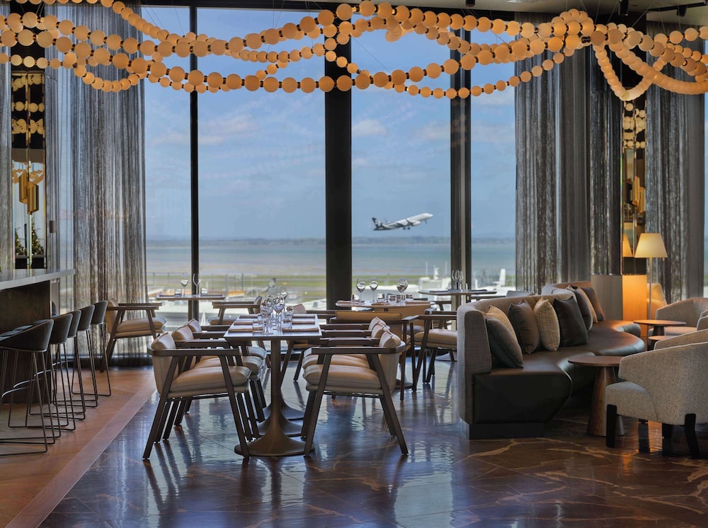 pullman auckland airport