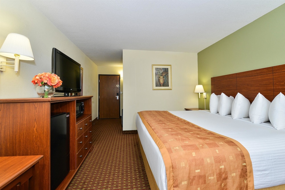 deluxe inn wytheville