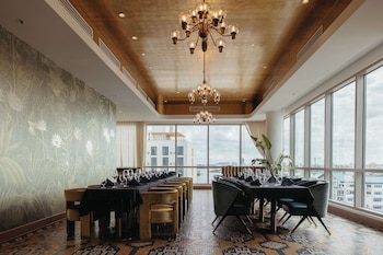 the hiatus clearwater beach curio collection by hilton