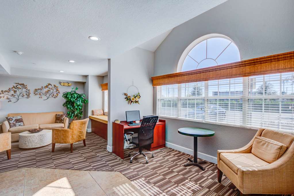 microtel inn and suites by wyndham zephyrhills