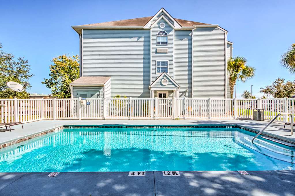 microtel inn and suites by wyndham zephyrhills
