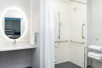 towneplace suites monrovia