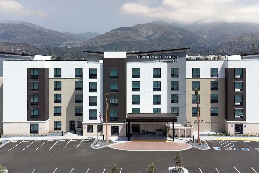 towneplace suites monrovia