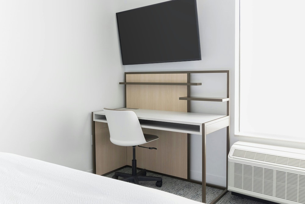 towneplace suites monrovia