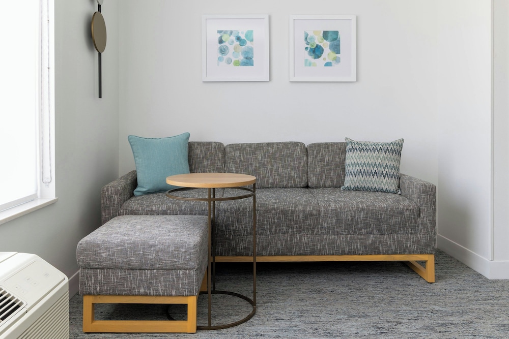 towneplace suites monrovia