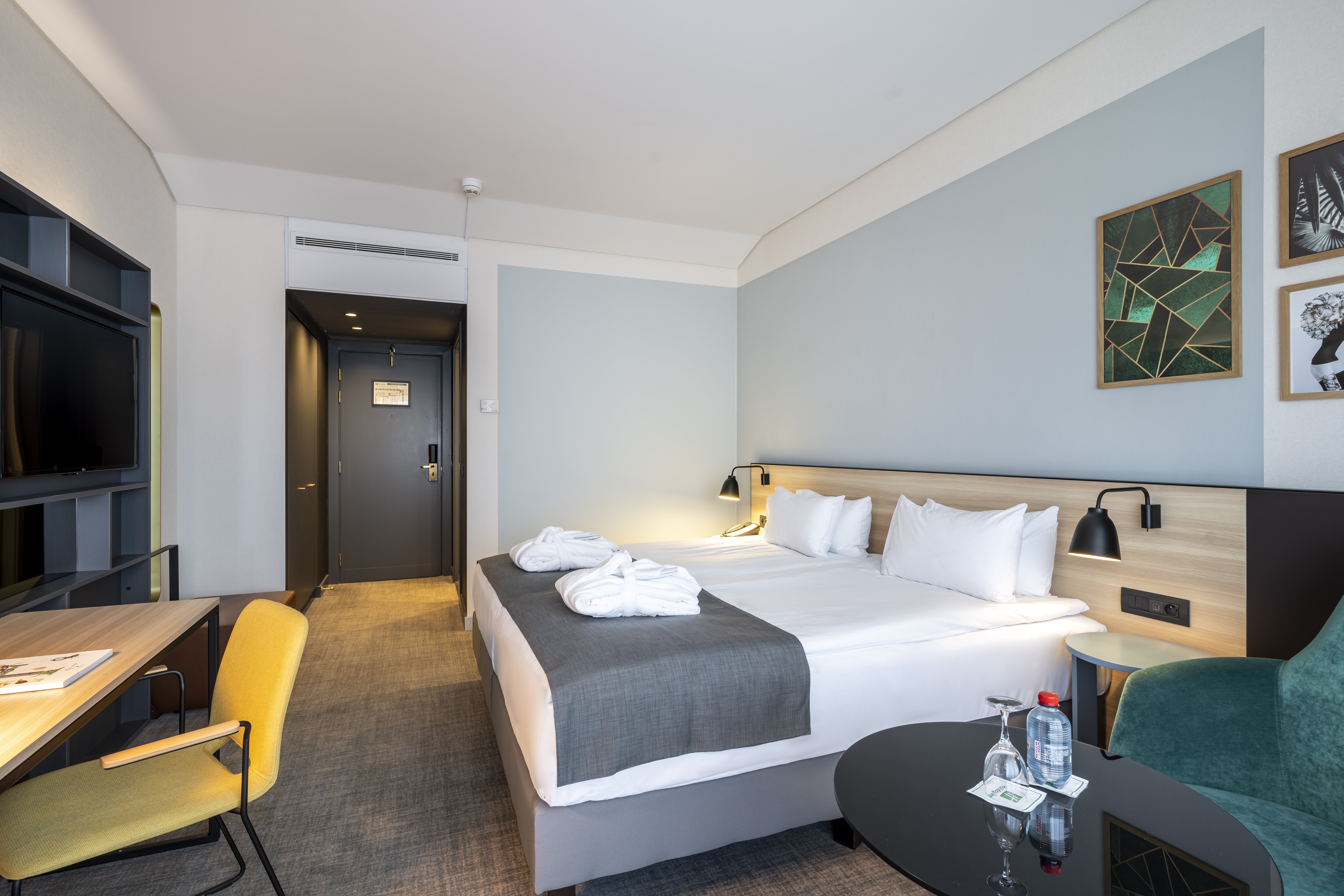 holiday inn hasselt by ihg