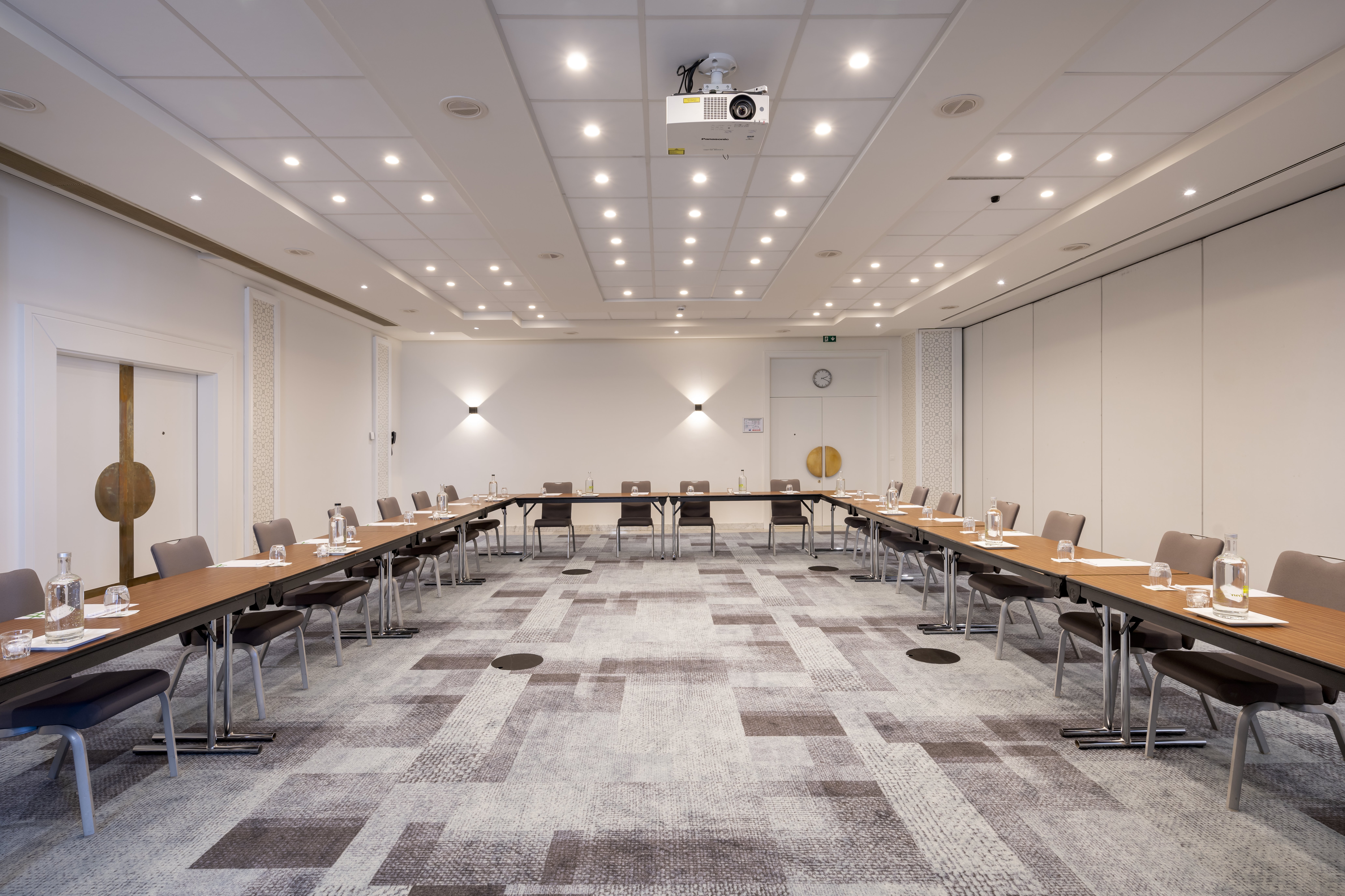 holiday inn hasselt by ihg
