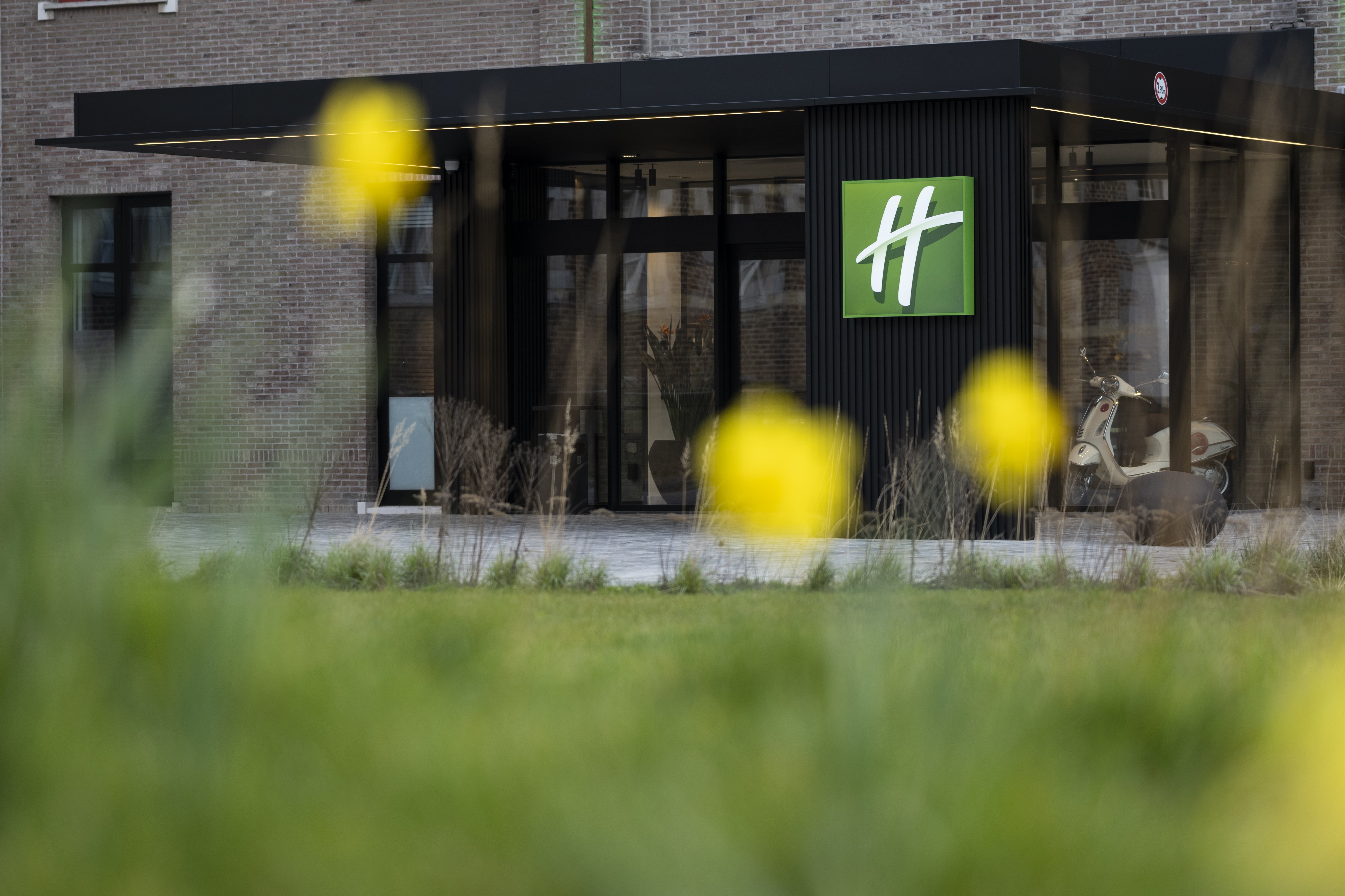holiday inn hasselt by ihg