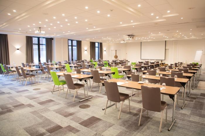 holiday inn hasselt by ihg