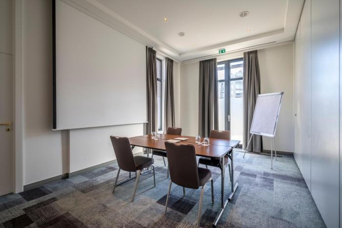 holiday inn hasselt by ihg