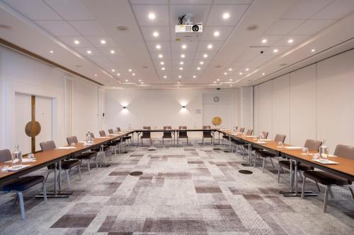 holiday inn hasselt by ihg