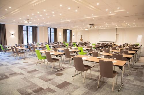 holiday inn hasselt by ihg