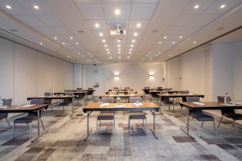 holiday inn hasselt by ihg