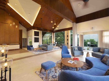 scenic munnar ihcl seleqtions