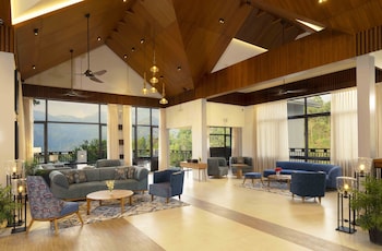 scenic munnar ihcl seleqtions