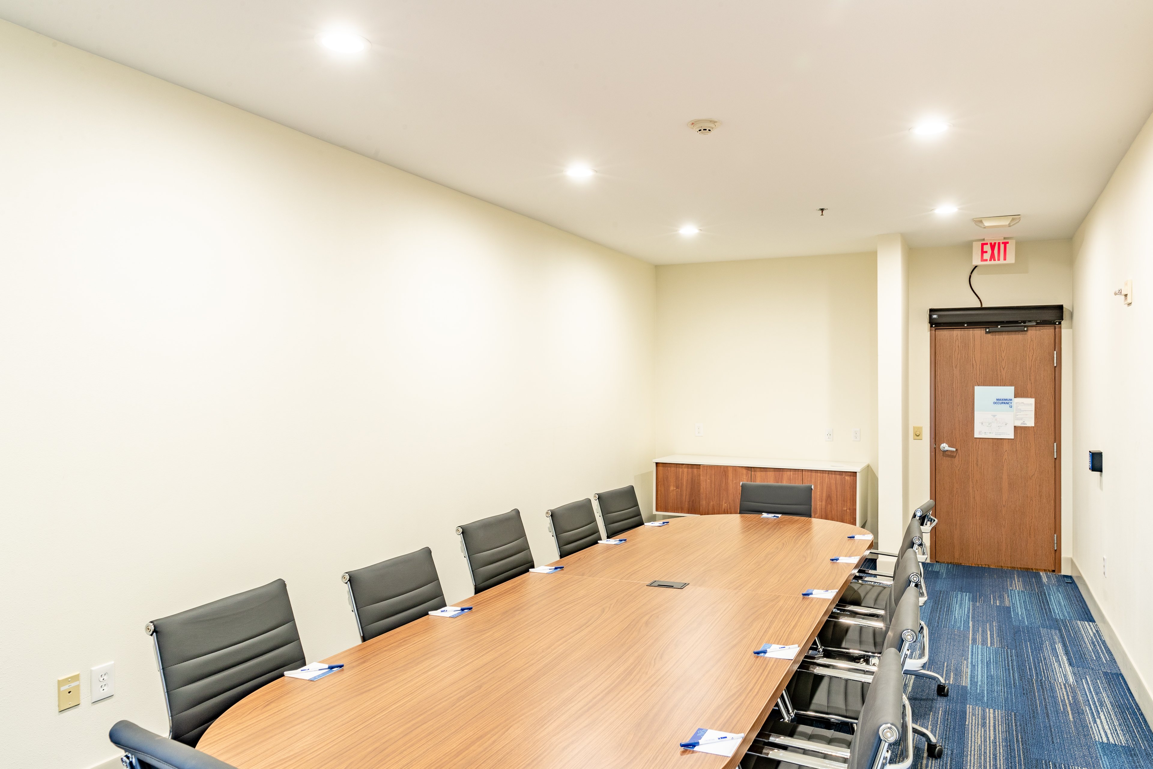 holiday inn express hereford by ihg