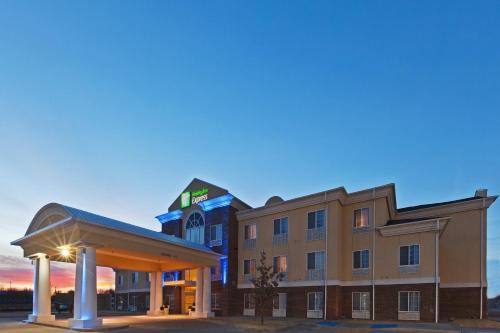 holiday inn express hereford by ihg