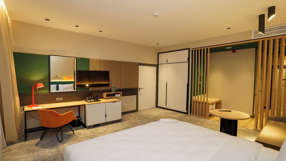 holiday inn tashkent city an ihg hotel