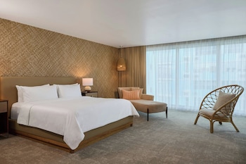 casa costera isla verde beach apartments by marriott bonvoy