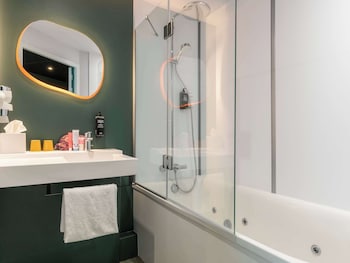 ibis styles bezons paris la defense