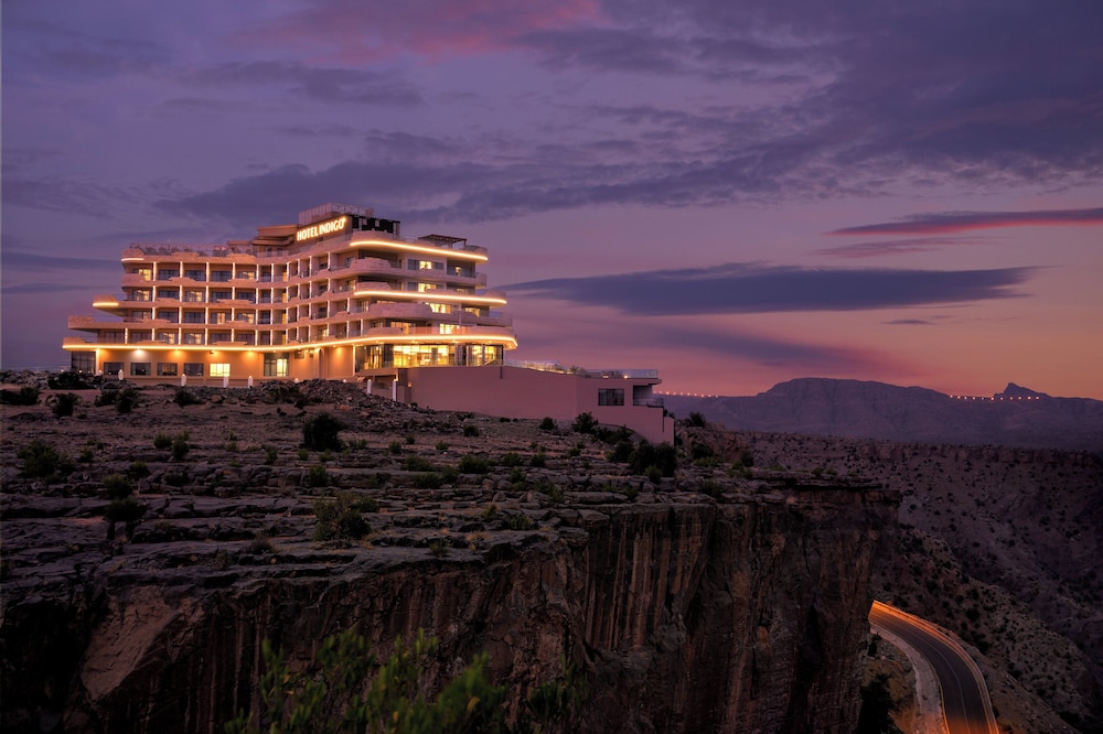 hotel indigo jabal akhdar resort and spa