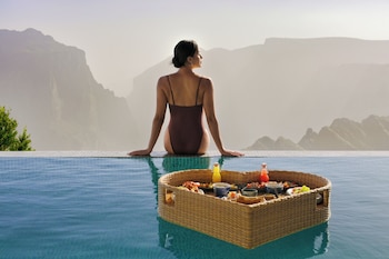 hotel indigo jabal akhdar resort and spa