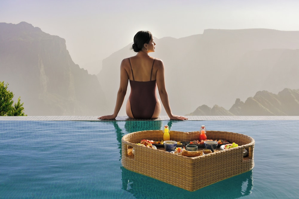 hotel indigo jabal akhdar resort and spa
