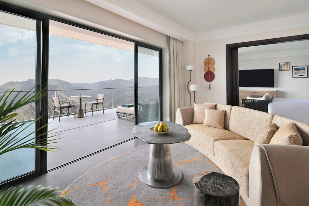 hotel indigo jabal akhdar resort and spa