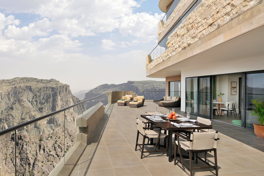 hotel indigo jabal akhdar resort and spa