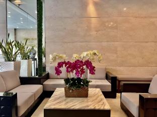 white lotus hotel saigon