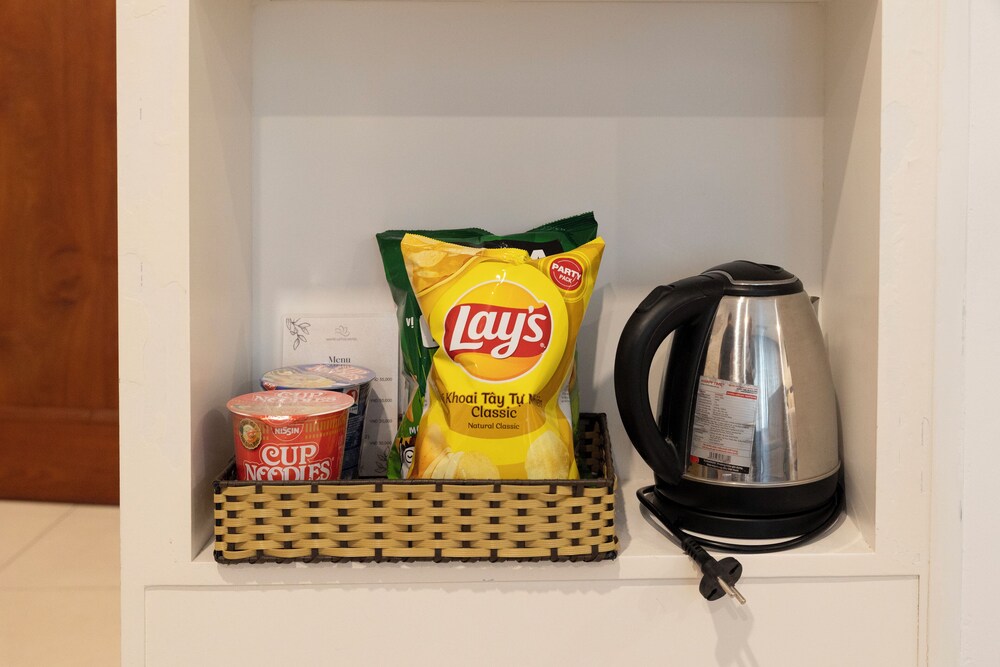 white lotus hotel saigon