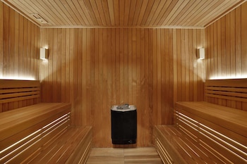 hilton garden inn dubai business bay