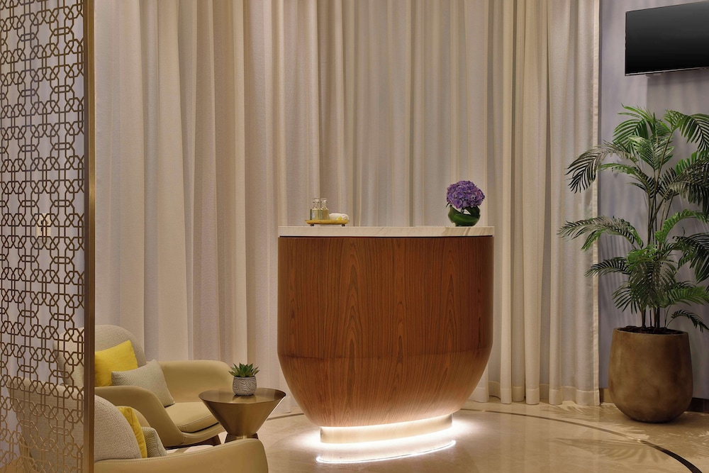 hilton garden inn dubai business bay