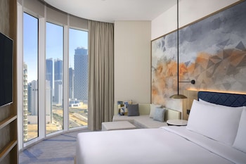 hilton garden inn dubai business bay