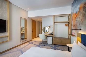 hilton garden inn dubai business bay