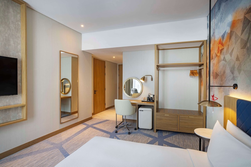 hilton garden inn dubai business bay