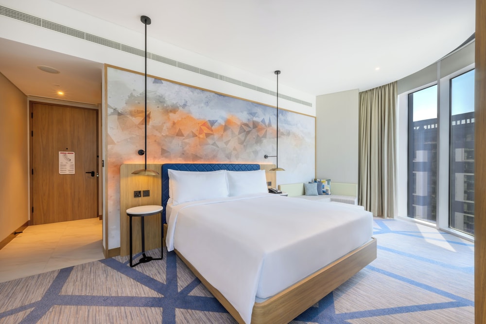 hilton garden inn dubai business bay