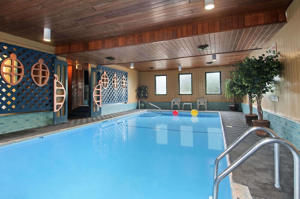 Travelodge By Wyndham Hope,Harrison Hot Springs>>Chilliwack,2 star
