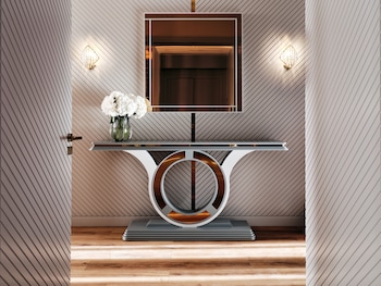 crowne plaza tashkent