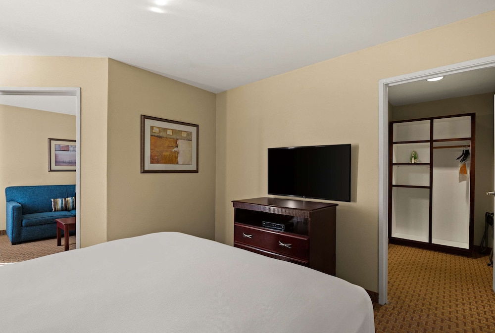 mainstay suites houma