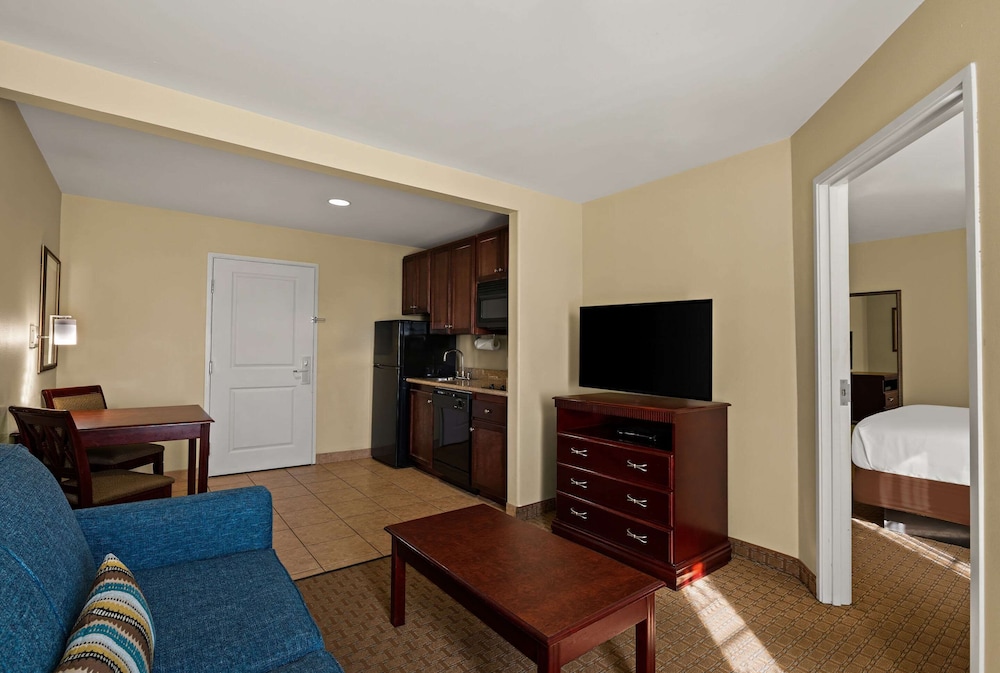 mainstay suites houma