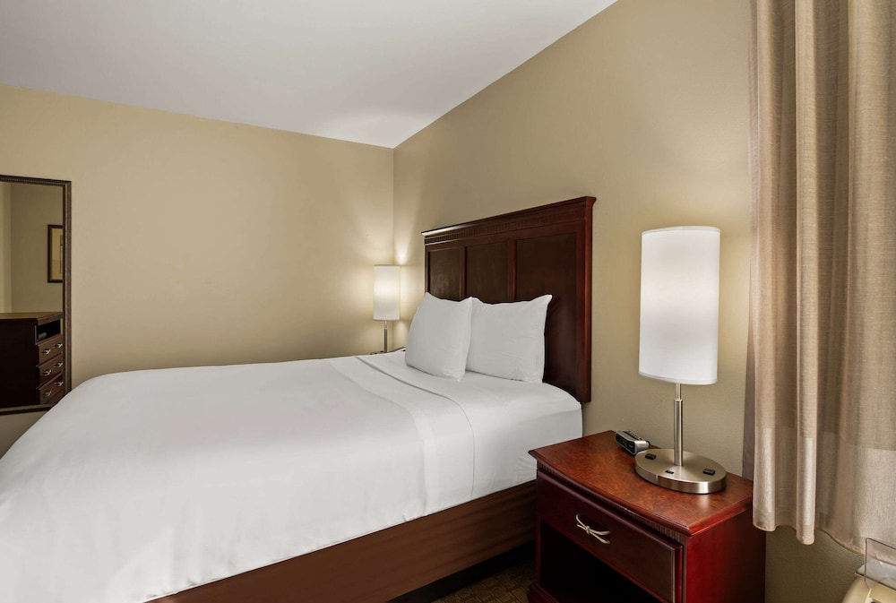 mainstay suites houma