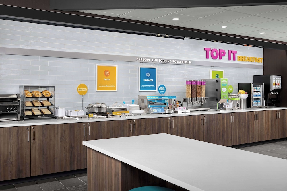 tru by hilton columbus east broad